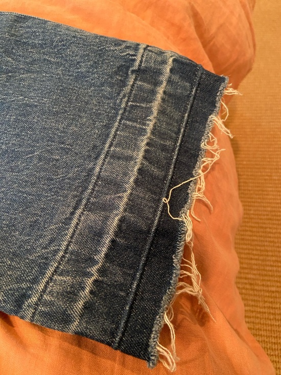 Madewell Emmett Wide-Leg Jeans Let-Down Hem Edition in Archbald Wash - Picture 7 of 7